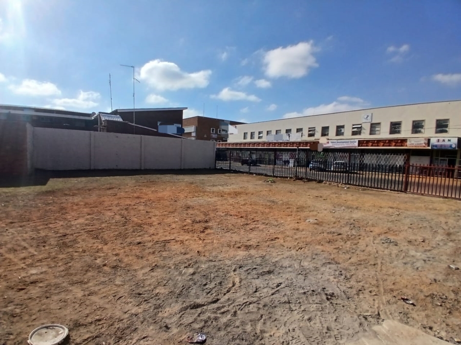 To Let commercial Property for Rent in Lower Bo-dorp North West